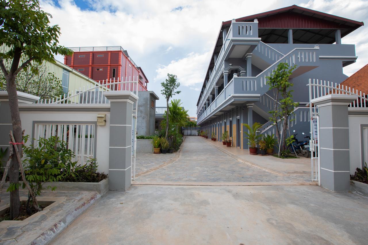 Botoum Hostel Siem Reap Buitenkant foto